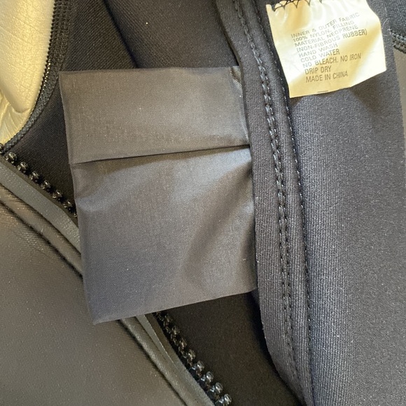 Wet-Tech Wet Suit Child Size 10 Unisex - Picture 7 of 8